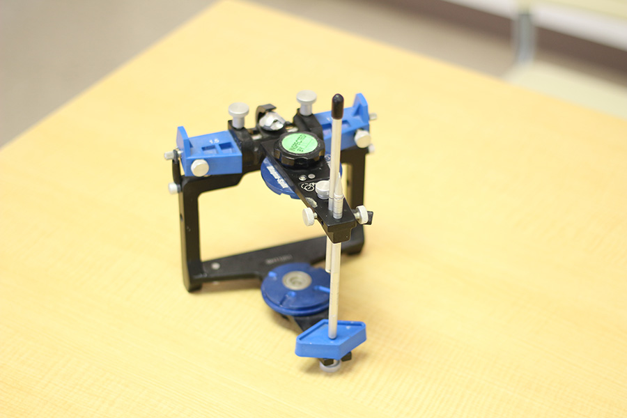 パナデント咬合器